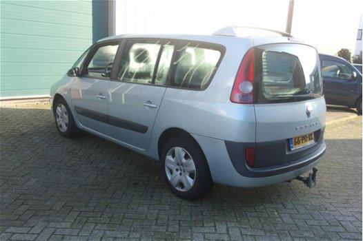 Renault Grand Espace - 2.2 dCi Expression - 1