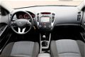 Kia Cee'd - 1.4 CVVT 105pk Seven | Navi | Airco | Camera - 1 - Thumbnail