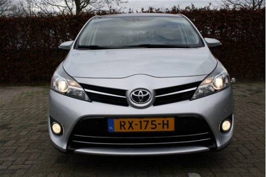 Toyota Verso - 1.6 D-4DBusiness Top 5 PANO DAK - 1