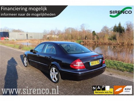 Mercedes-Benz E-klasse - 200 K. Elegance trekhaak airco cruise control youngtimer - 1