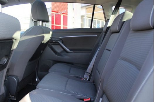 Toyota Verso - 1.8 VVT-i Business 5P./ TREKHAAK/ NAVI/ LM-VELGEN/ CRUISE - 1