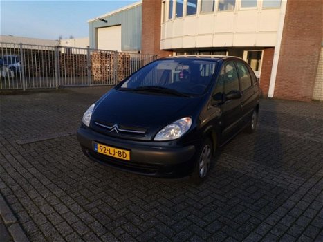 Citroën Xsara Picasso - 1.8i 16V Exclusive 2003 - 1