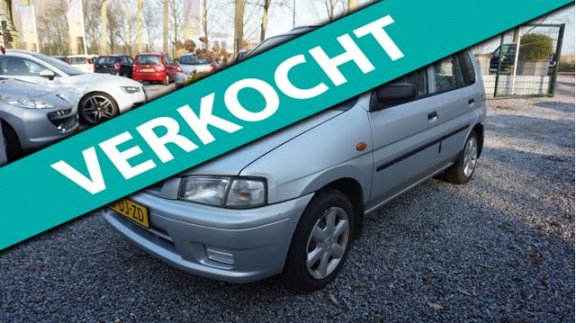 Mazda Demio - 1.3 GLX hele nette hoge instap auto met airco stuurbk rijd zeer goed.2e eigen - 1