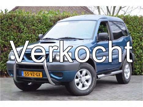 Nissan Terrano - ll 2.7 TDi Comfort | Airco | trekhaak | Youngtimer | zeer mooie staat - 1