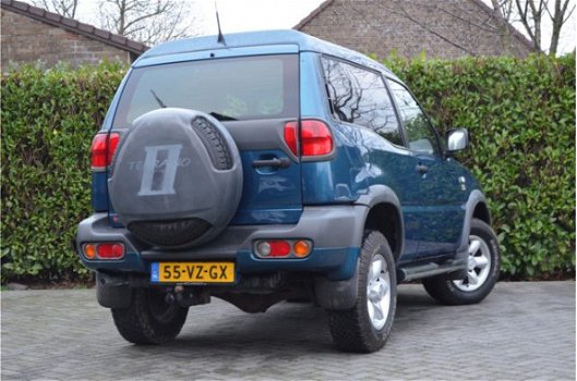 Nissan Terrano - ll 2.7 TDi Comfort | Airco | trekhaak | Youngtimer | zeer mooie staat - 1