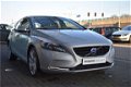 Volvo V40 - 1.6 T3 Momentum Achteruit rij camera, 17