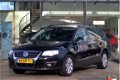 Volkswagen Passat Variant - 1.6i FSI Trendline - Climaat contr. | Cruise-contr. | Winterset | Roofra - 1 - Thumbnail