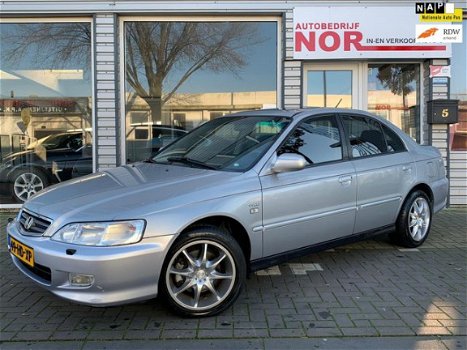 Honda Accord - 2.3i ES - 1