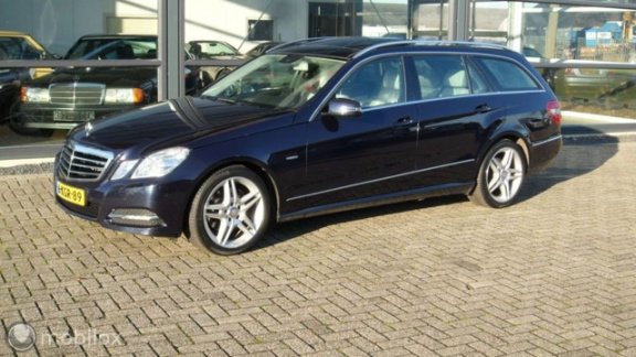 Mercedes-Benz E-klasse - 350 CDI Avantgarde, vol opties, command, panorama dak, - 1