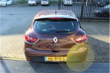 Renault Clio - 0.9 TCe Authentique Airco/Cruise controle/LED dagrijverlichting