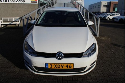 Volkswagen Golf - 1.2 TSI CUP Edition Automaat/Navigatie/Climate controle/Cruise controle/Parkeersen - 1