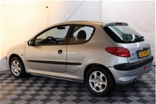 Peugeot 206 - 1.4 XR 75pk APK-OKTOBER2020 incl NAP RADIO '02