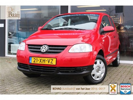 Volkswagen Fox - 1.4 Trendline | Elektrische ramen voor | Stuurbekrachtiging | Centrale deurvergrend - 1