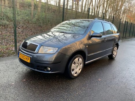 Skoda Fabia Combi - 1.4-16V Spirit+ - 1