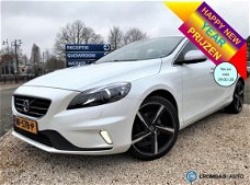 Volvo V40 - 2.0 D2 R-DESIGN BUSINESS ECC-CLIMA NAVI 18"LMV PARKEER-CAMERA PDC XENON STOEL- EN VOORRU