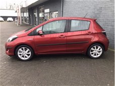 Toyota Yaris - 1.5 Hybride Dynamic Special /navigatie/