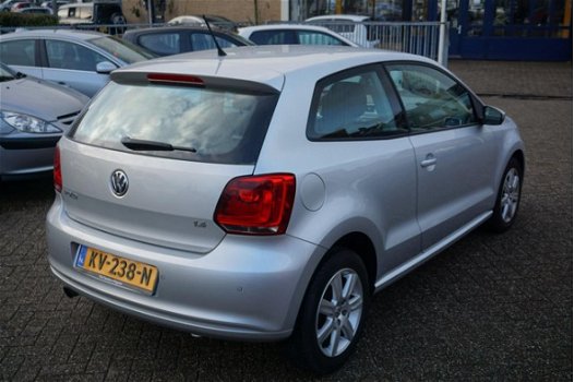 Volkswagen Polo - 1.4-16V Highline clima, pdc - 1