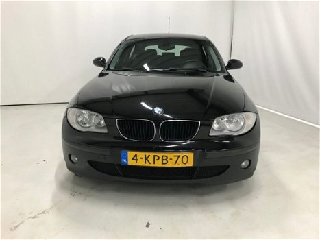 BMW 1-serie - 116i 16