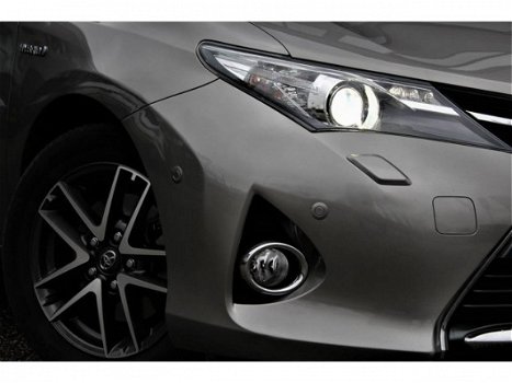Toyota Auris Touring Sports - 1.8 Hybrid Lease Plus - 1