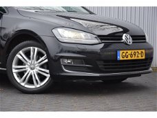 Volkswagen Golf - 1.4TSI 140PK DSG Highline/Pano/Navi/Xenon