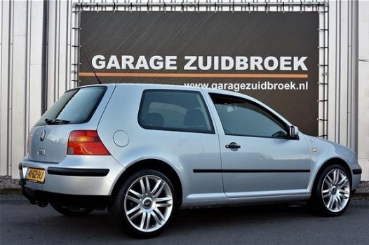 Volkswagen Golf - 16V Master Edition 98.223 km YOUNGTIMER - 1