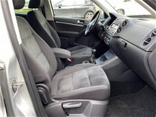 Volkswagen Tiguan - 1.4 tsi Sport en Style Airco Cruise Sportinterieur