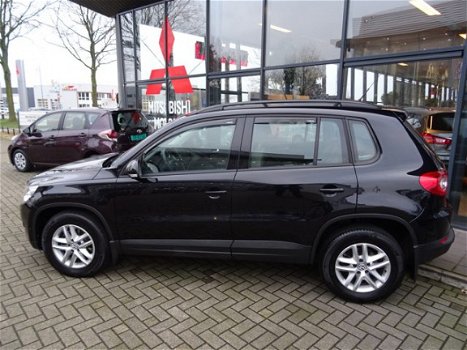 Volkswagen Tiguan - 2.0 TSI Comfort&Design 4Motion *AUTOMAAT*NAVIGATIE*CAMERA* TREKHAAK*PARKEERSENSO - 1