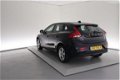 Volvo V40 - D2 Panorama / Standkachel / OnCall / Leder / Keyless / Stoelverwarming - 1 - Thumbnail