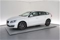 Volvo V60 - D5 Twin Engine Special Edition / Halftarief wegenbelasting - 1 - Thumbnail