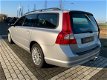 Volvo V70 - 2.4D Momentum Line RTI Leder Trekhaak Aut - 1 - Thumbnail