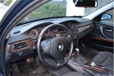 BMW 3-serie - 325i Dynamic Executive