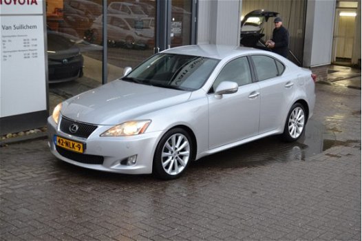 Lexus IS - 220d Business Style - 1