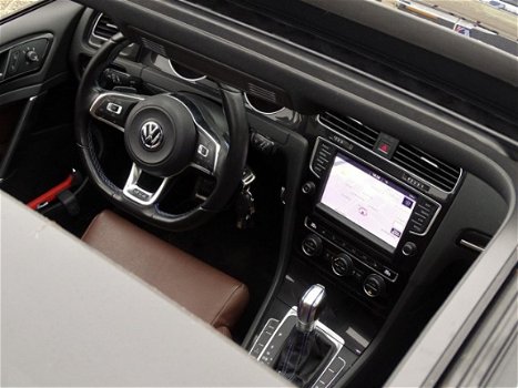 Volkswagen Golf - 5D GTE LEER/ OPEN DAK/ NAVI [EXCL BTW] - 1
