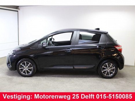 Toyota Yaris - 1.5 VVT-i Y20 Design Limited.Cruise control.Lichtmetalen velgen.Parkeercamera - 1