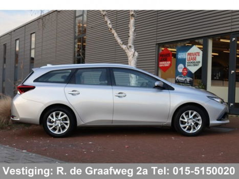 Toyota Auris Touring Sports - 1.2T Aspiration Limited | Navigatie | Trekhaak | - 1