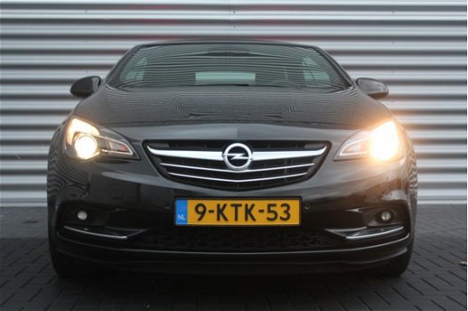 Opel Cascada - 1.4 TURBO 140PK COSMO+ / NAVI / LEDER / XENON / CLIMA / LED / AGR / PDC / 19