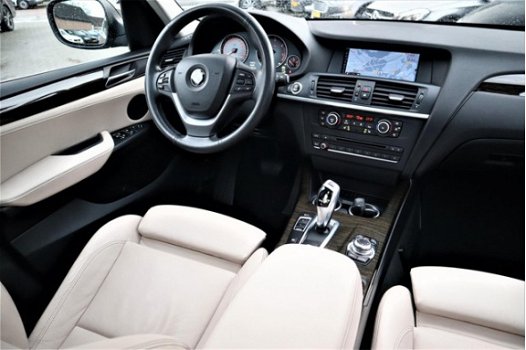 BMW X3 - XDrive30d High Executive | Panorama | Comfort Leder | AUT | Xenon | Navigatie | HuD | 360 - 1