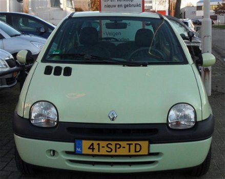 Renault Twingo - 1.2 Expression Elekt. ramen CPV Nieuw APK 72.000Km NAP - 1