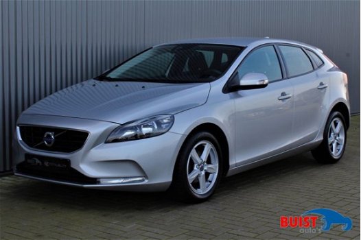 Volvo V40 - 2.0 D2 Kinetic 58000KM - 1