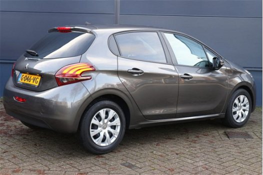 Peugeot 208 - 1.2 82 pk Active / Navigatie / Cruise Control / - 1