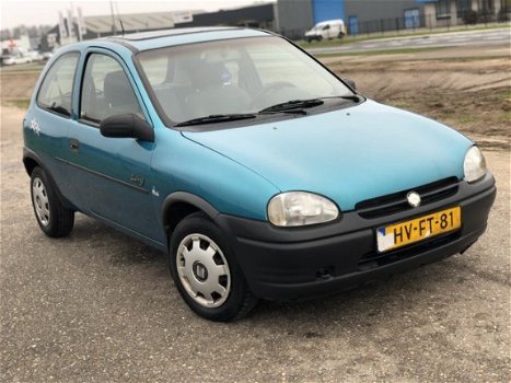 Opel Corsa - 1.4i Swing Automaat - 1