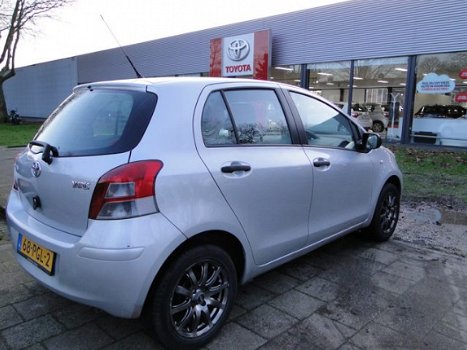 Toyota Yaris - 1.0 VVT-i Cool Airco 5-drs (25dkm met NAP) - 1