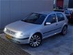 Volkswagen Golf - 1.6 AUTOMAAT, AIRCO, CAMERA, LICHTMETALEN VELGEN - 1 - Thumbnail