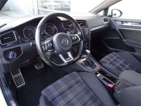 Volkswagen Golf - 1.4 TSI GTE, MARGE AUTO, DSG AUT, SCHUIF/KANTELDAK, PANODAK - 1