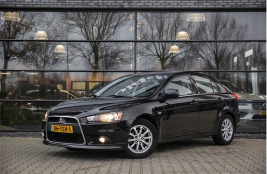 Mitsubishi Lancer Sportback - 1.6 Edition Two , Stoelverwarming, - 1