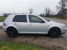 Volkswagen Golf - 1.6 Comfortline