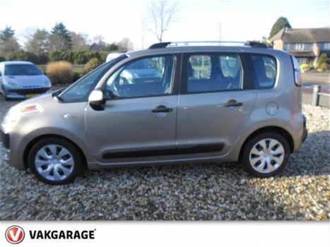 Citroën C3 Picasso - 1.6 VTi Aura trekhaak, 5 deurs, ruim, lage dorpel achter, hoge instap - 1