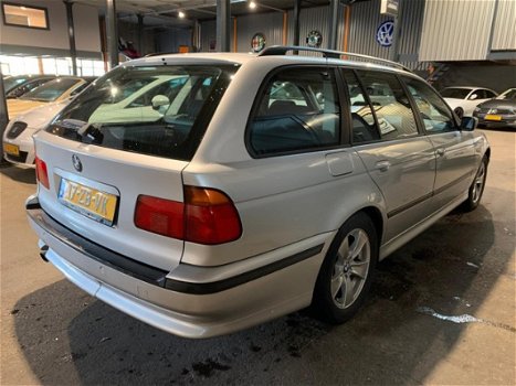 BMW 5-serie Touring - 523i Executive Youngtimer/Automaat - 1