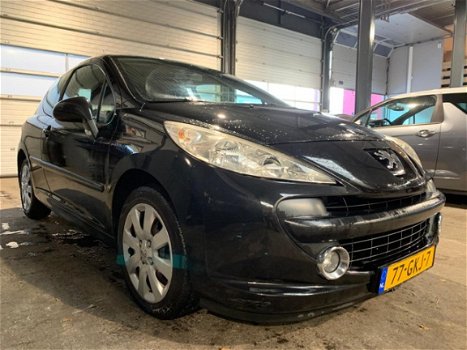 Peugeot 207 - 1.6 VTi XS NAP/Nieuwe koppeling - 1