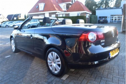 Volkswagen Eos - 2.0-16v FSI /cabrio/schuifdak/pdc - 1